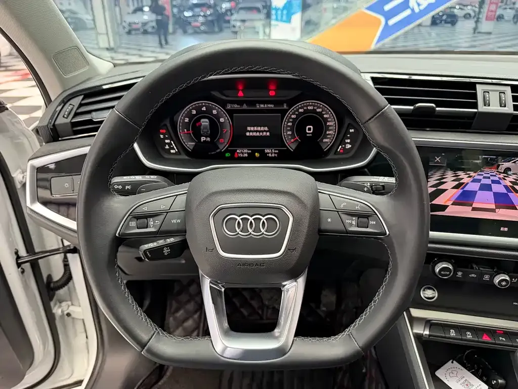 Audi Q3 2022 из CN, фото 7