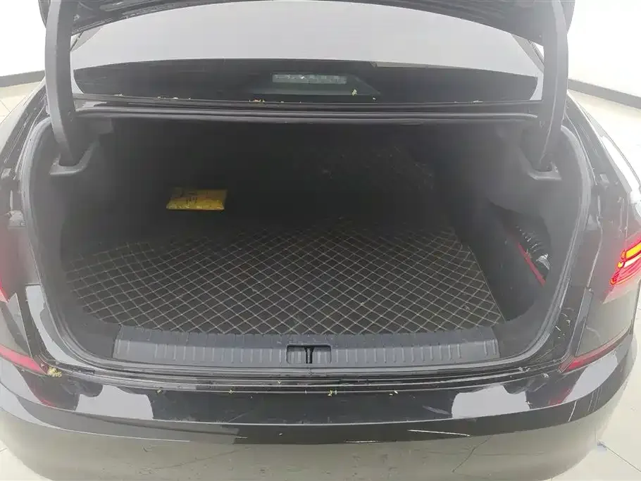 Volkswagen Passat — фото 6