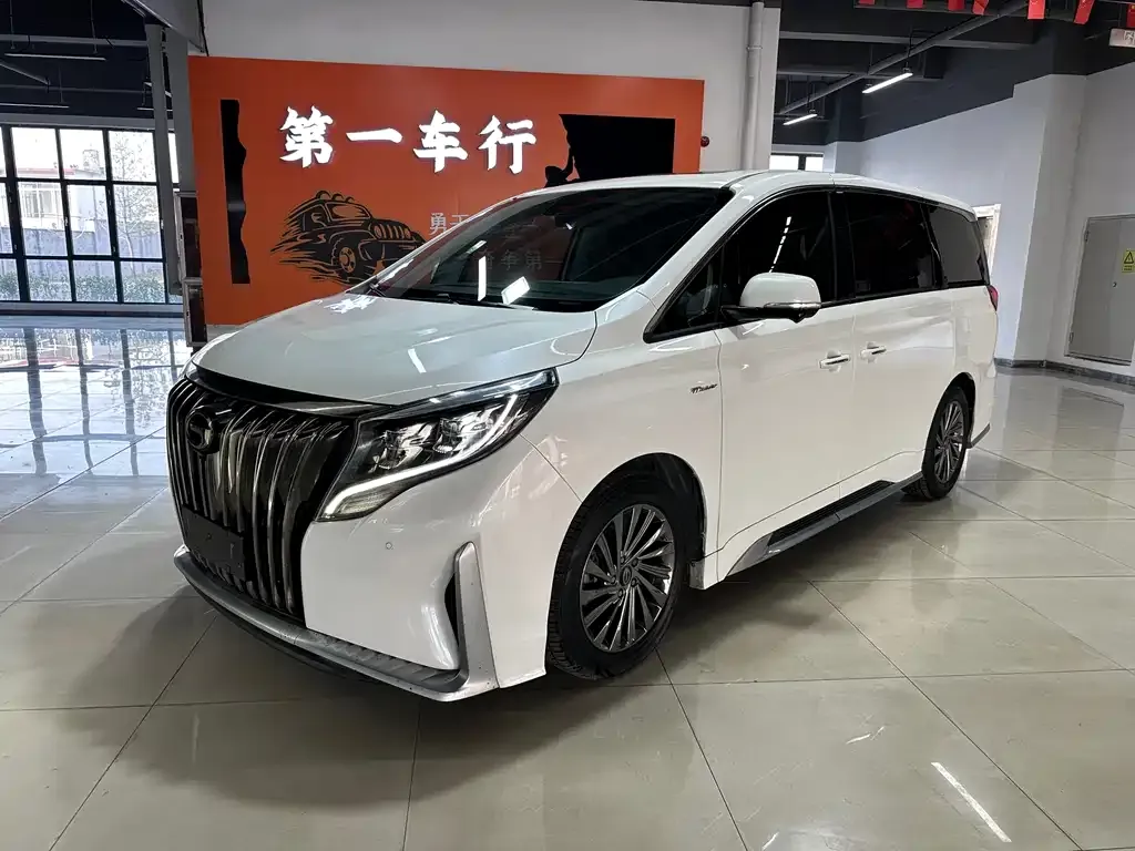 GAC Motor Trumpchi M8 — фото 1