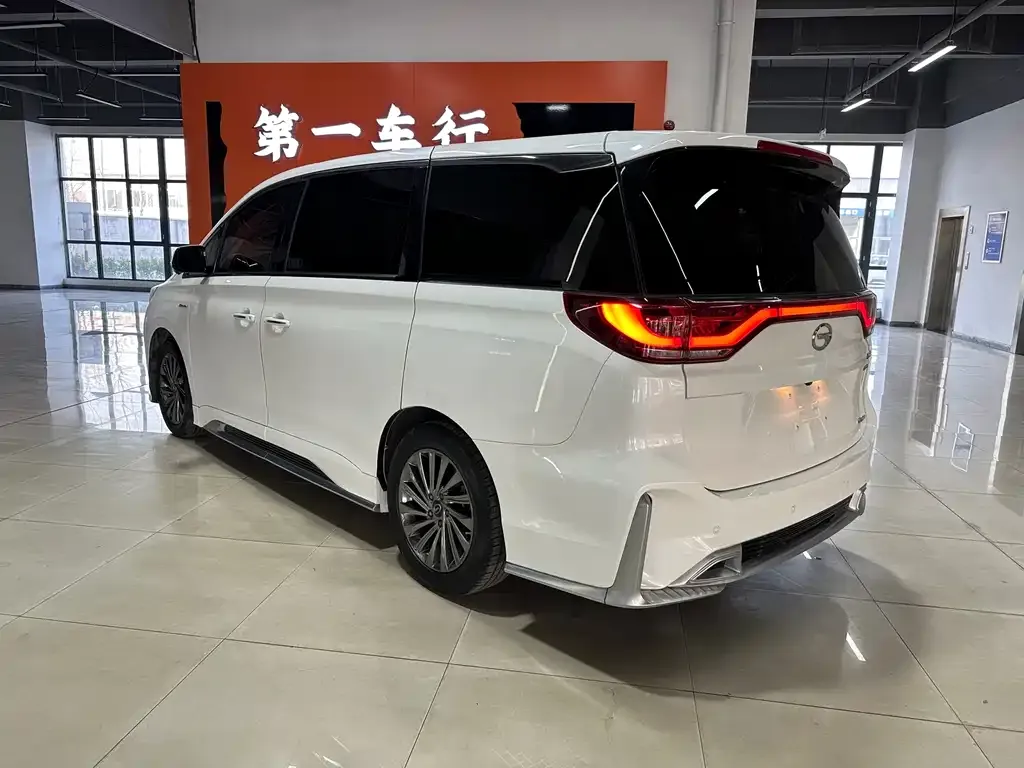 GAC Motor Trumpchi M8 — фото 9