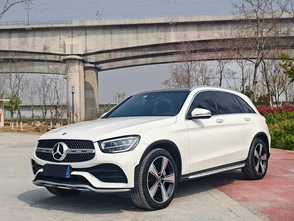 Mercedes-Benz GLC — фото 1