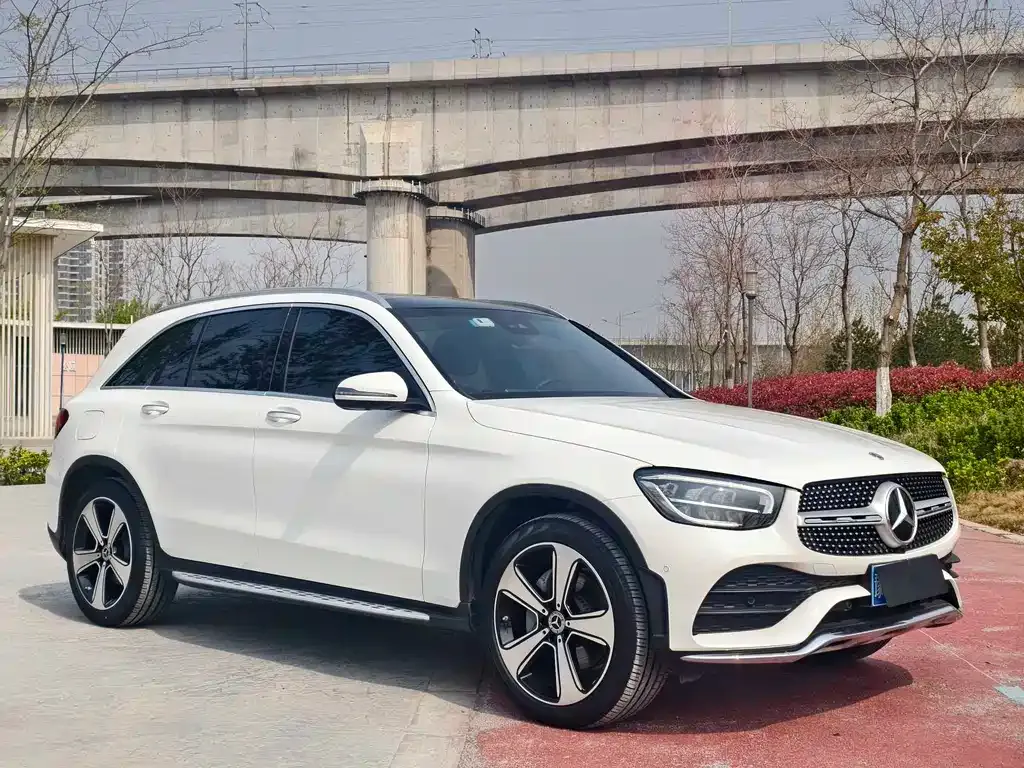Mercedes-Benz GLC — фото 8