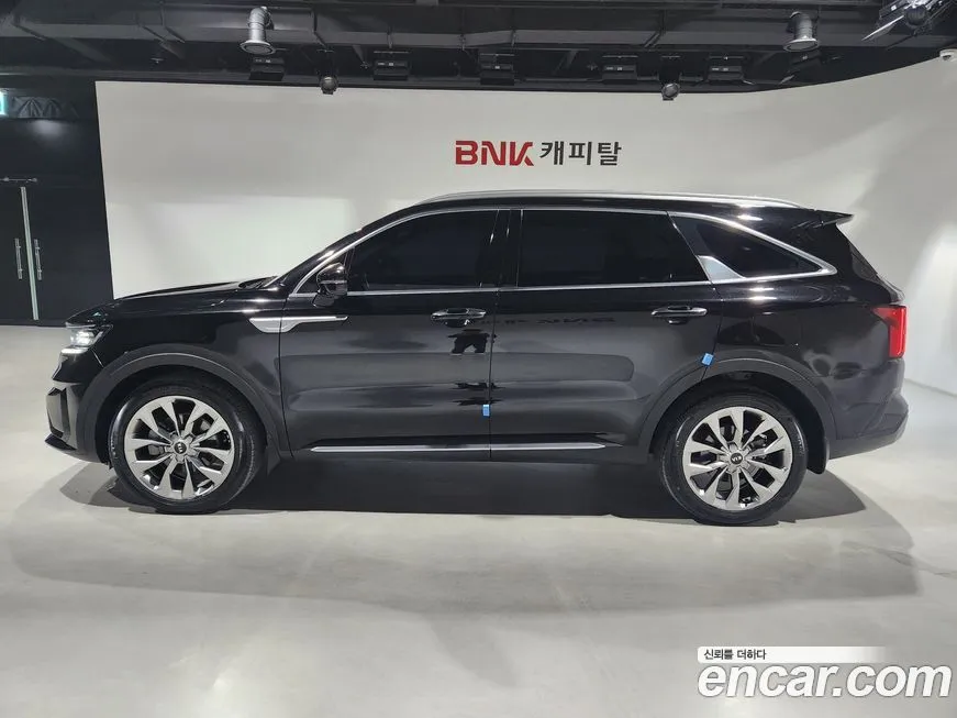 Kia Sorento — фото 4