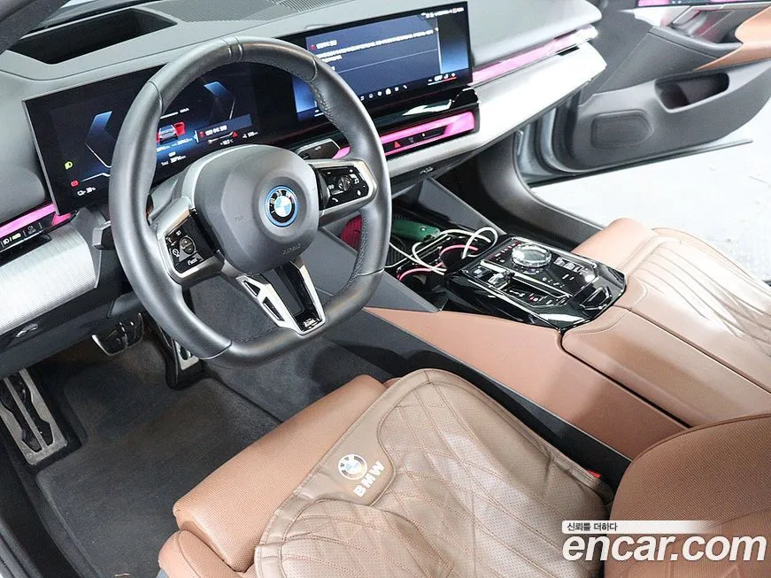 BMW i5 — фото 10
