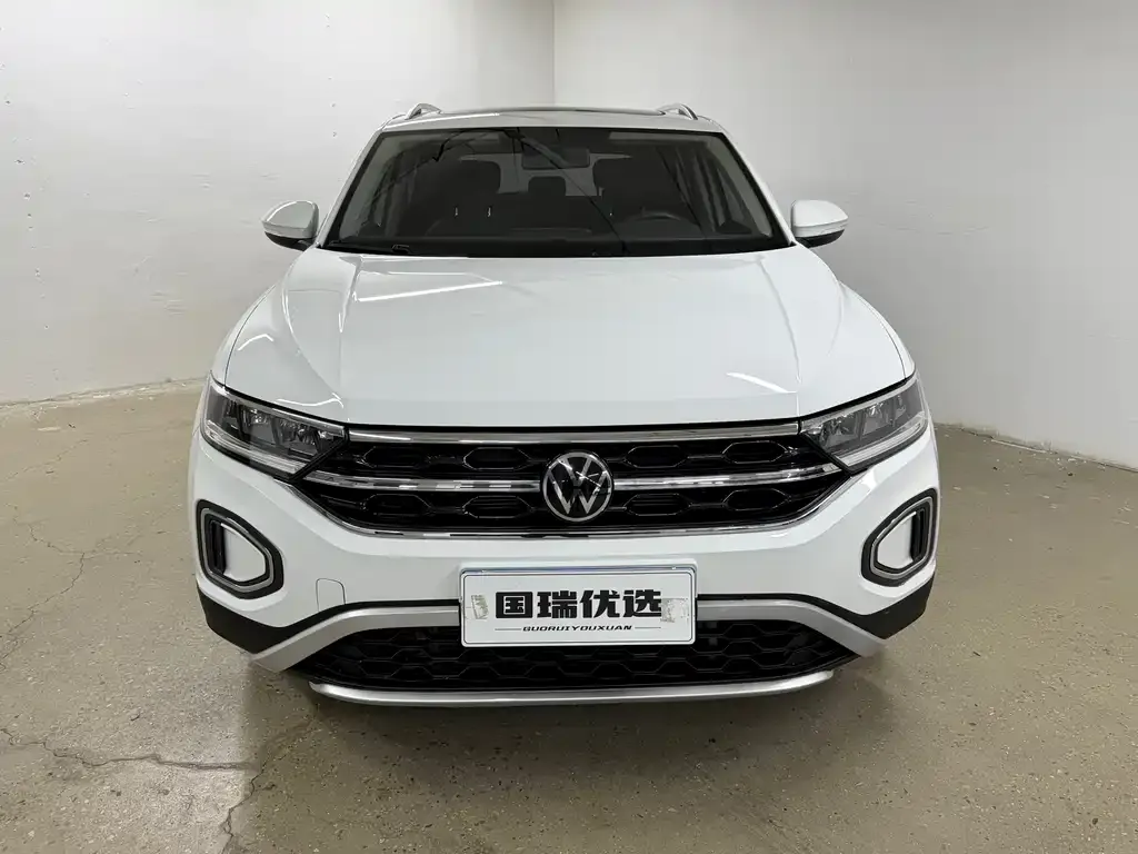 Volkswagen T-Roc — фото 3