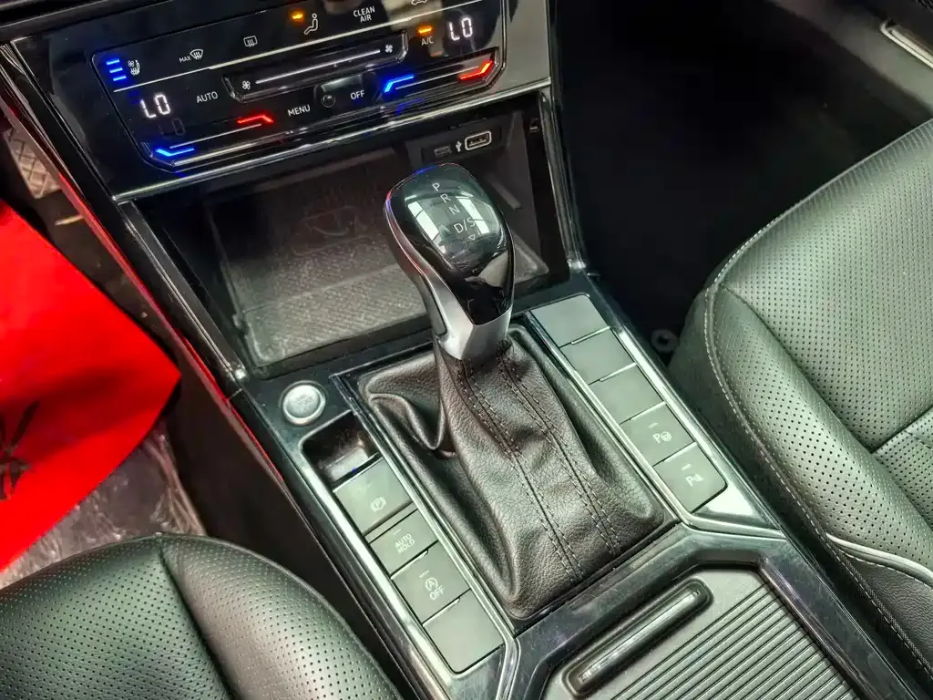 Volkswagen Passat — фото 2