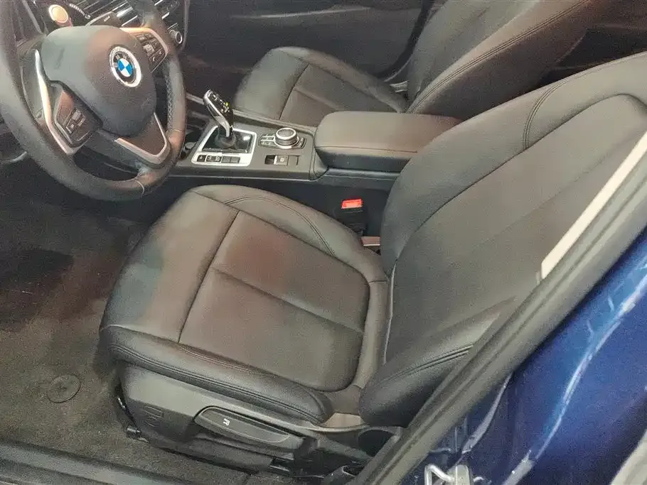 BMW 1 Series 2021 из CN, фото 10