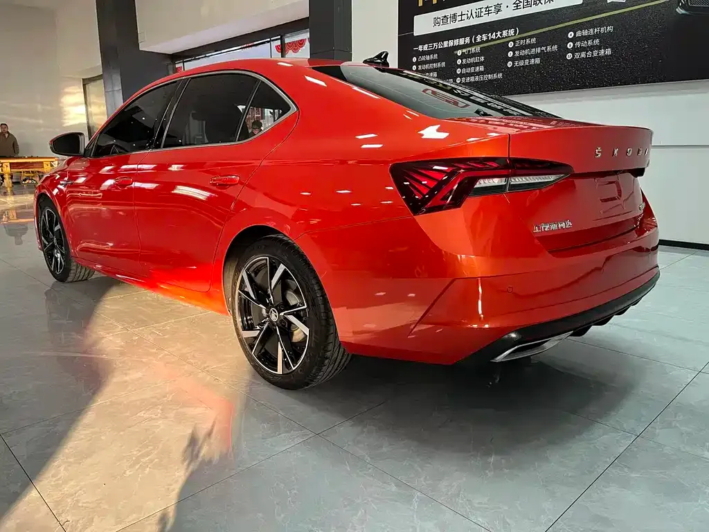 Skoda Octavia 2021 из CN, фото 4