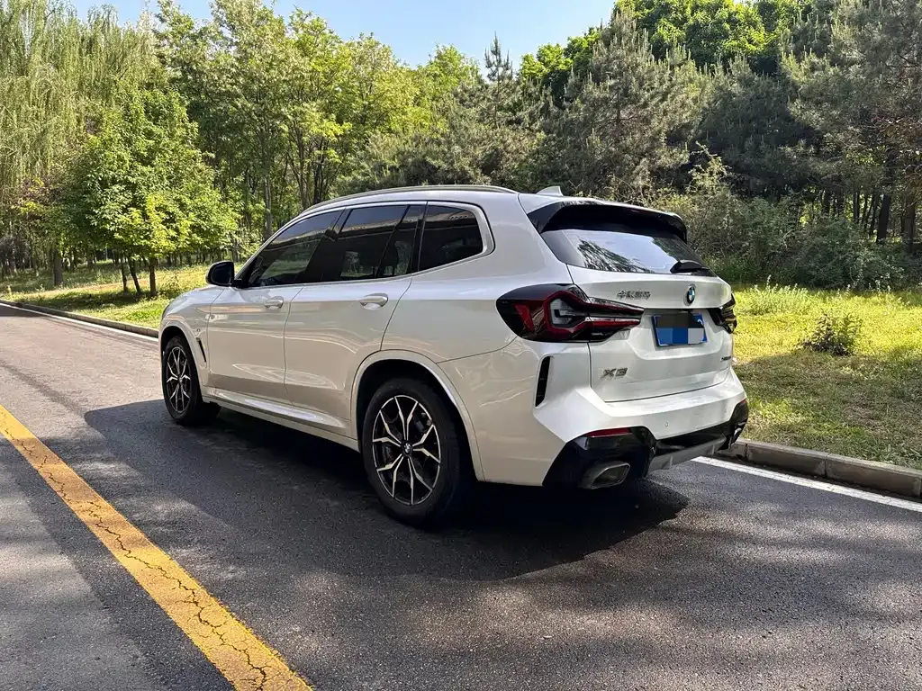 BMW X3 — фото 9