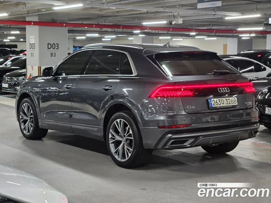 Audi Q8 2021 из KR, фото 8