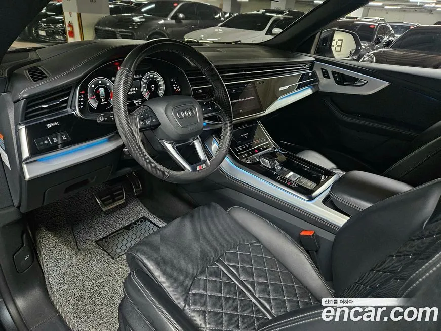 Audi Q8 2021 из KR, фото 10