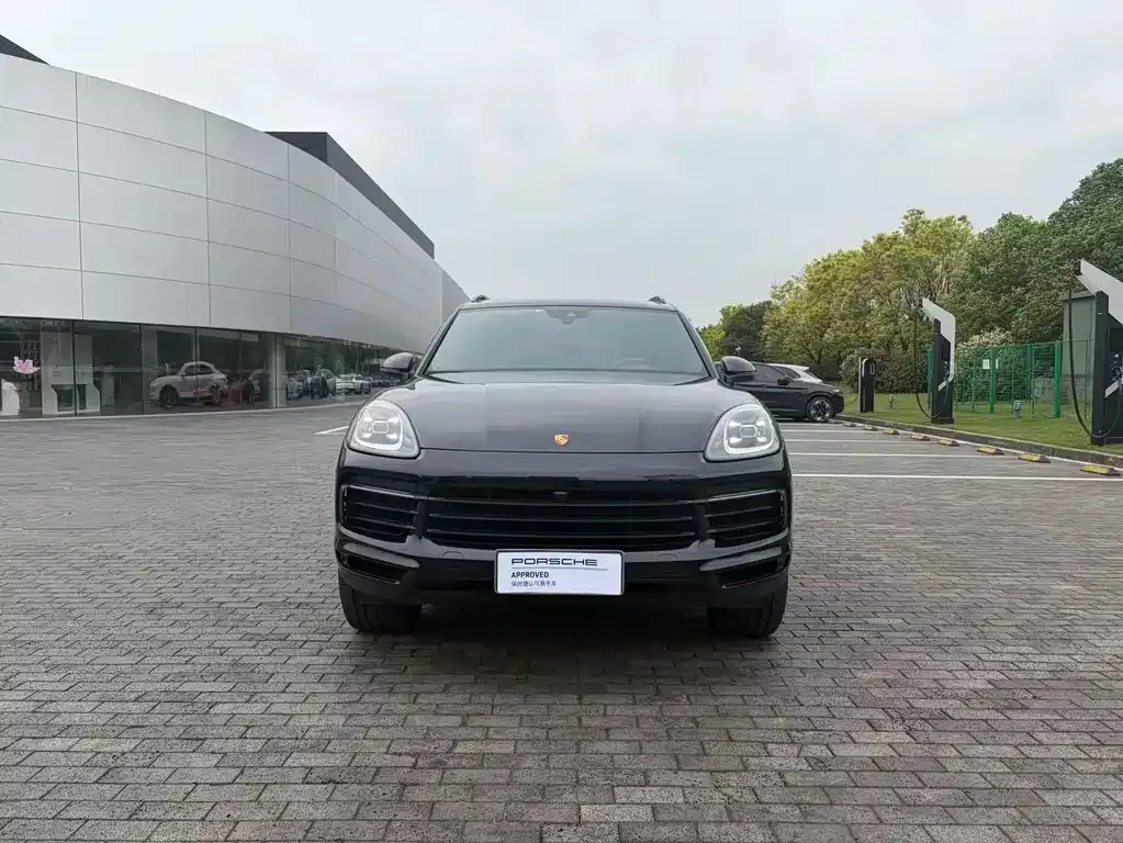 Porsche Cayenne — фото 2