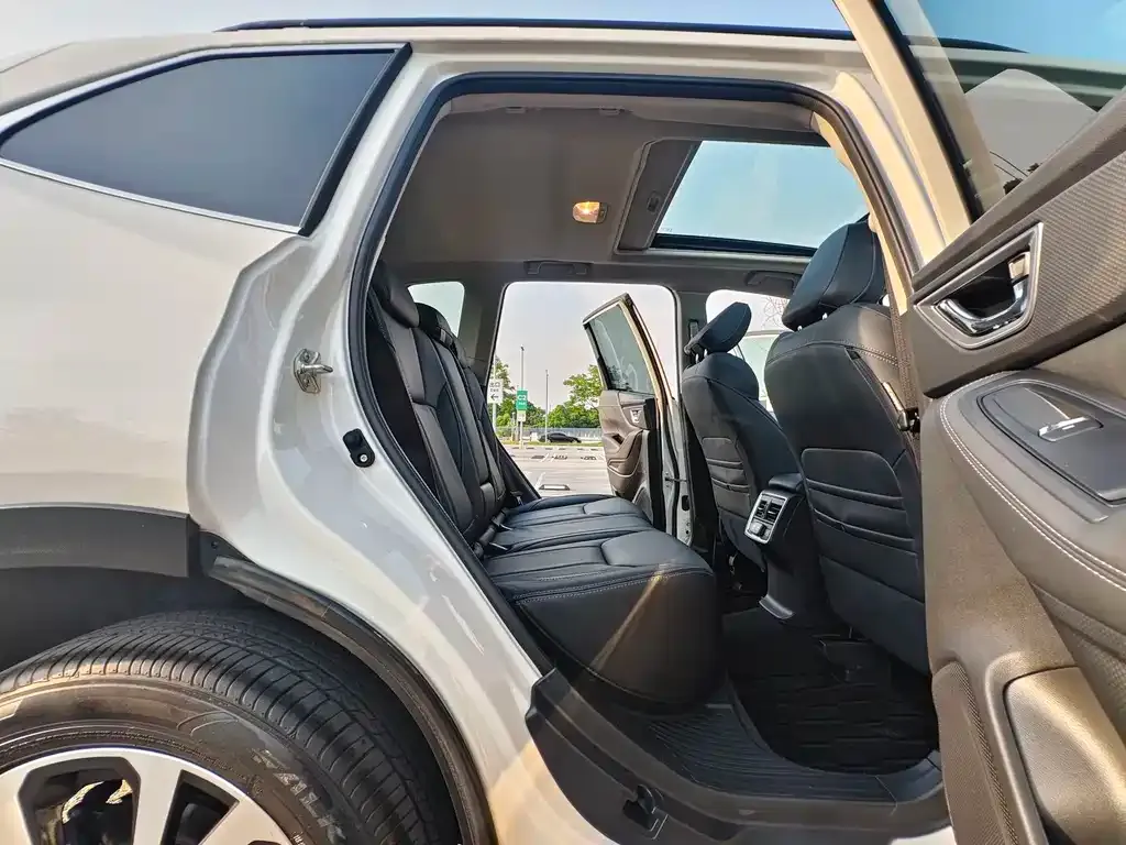 Subaru Forester — фото 4