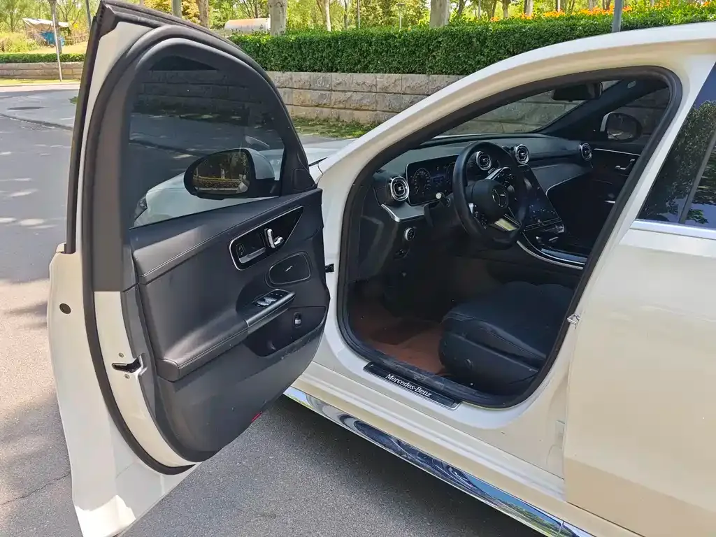 Mercedes-Benz C-Class 2023 из CN, фото 6