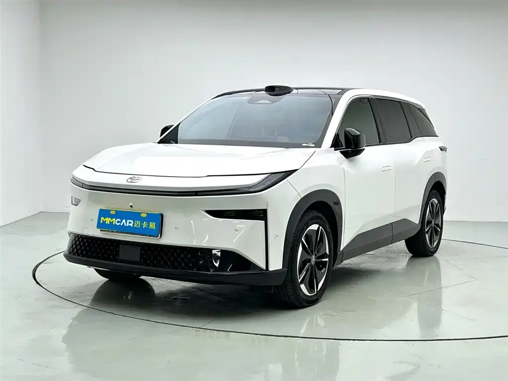 Toyota Platinum 3X