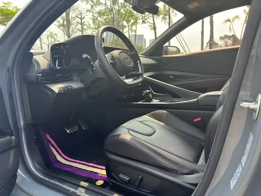 Hyundai Elantra 2021 из CN, фото 2