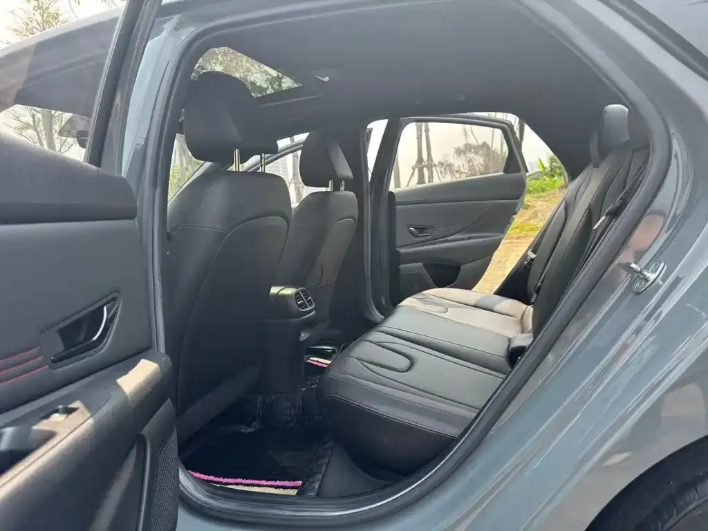 Hyundai Elantra 2021 из CN, фото 9