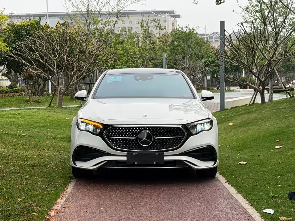 Mercedes-Benz E-Class 2024 из CN, фото 1