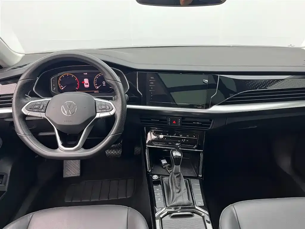 Volkswagen Passat — фото 5