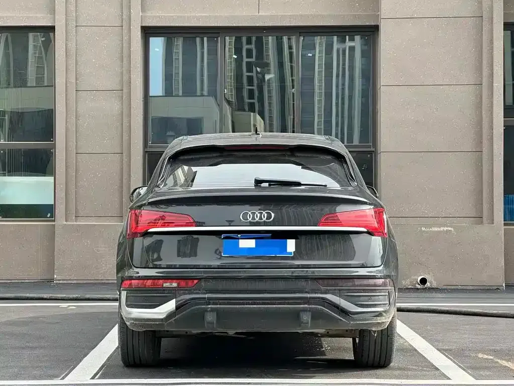 Audi Q5L Sportback 2022 из CN, фото 7