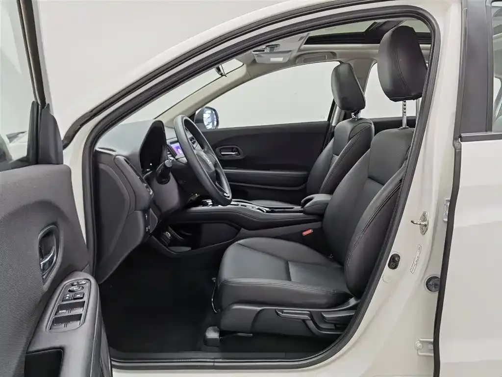 Honda Vezel 2022 из CN, фото 7