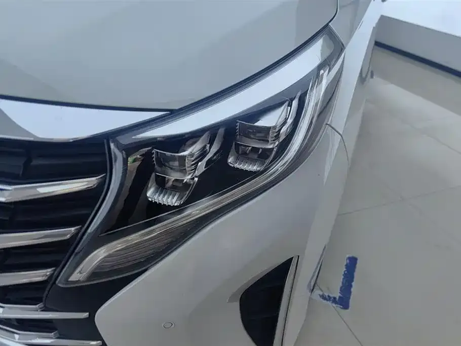 GAC Motor Trumpchi M8 — фото 3