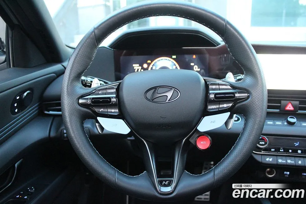 Hyundai AVANTE — фото 7