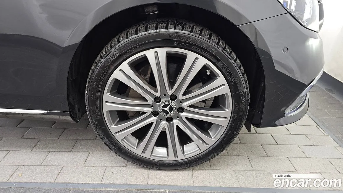 Mercedes-Benz E-Class 2023 из KR, фото 6