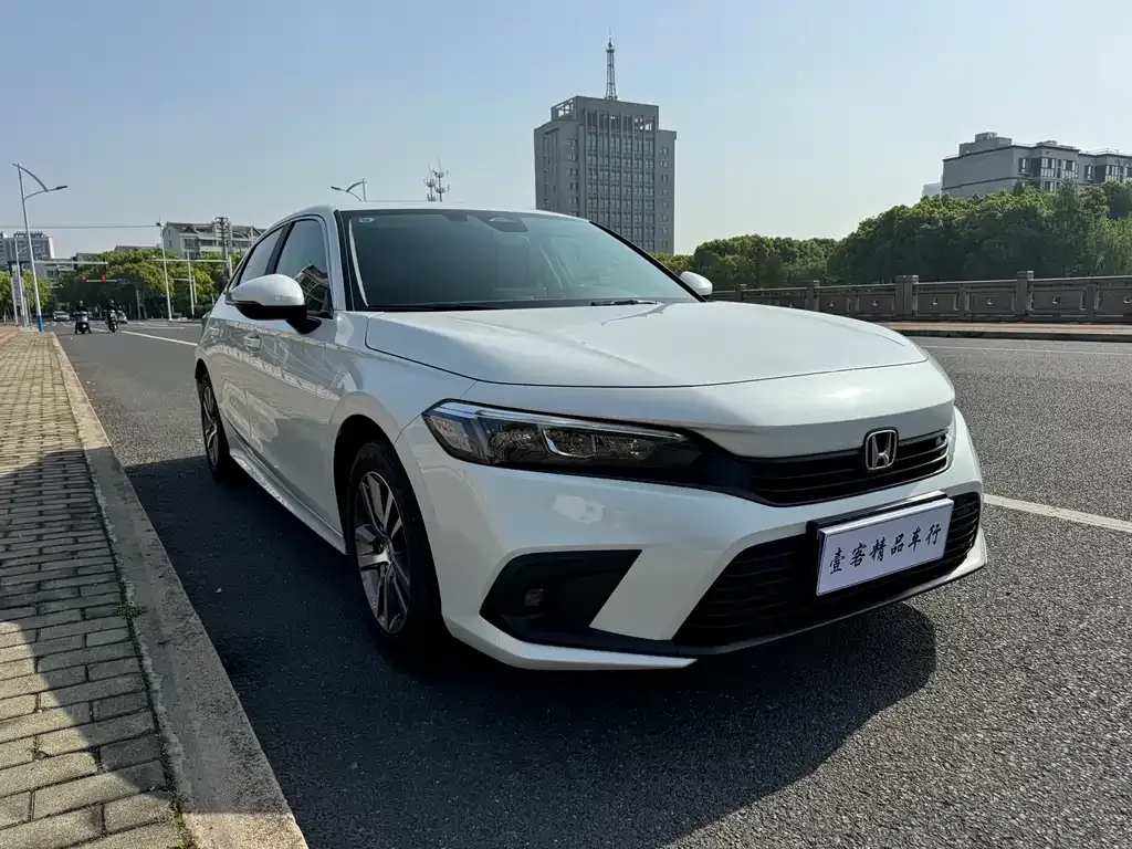 Honda Civic — фото 1