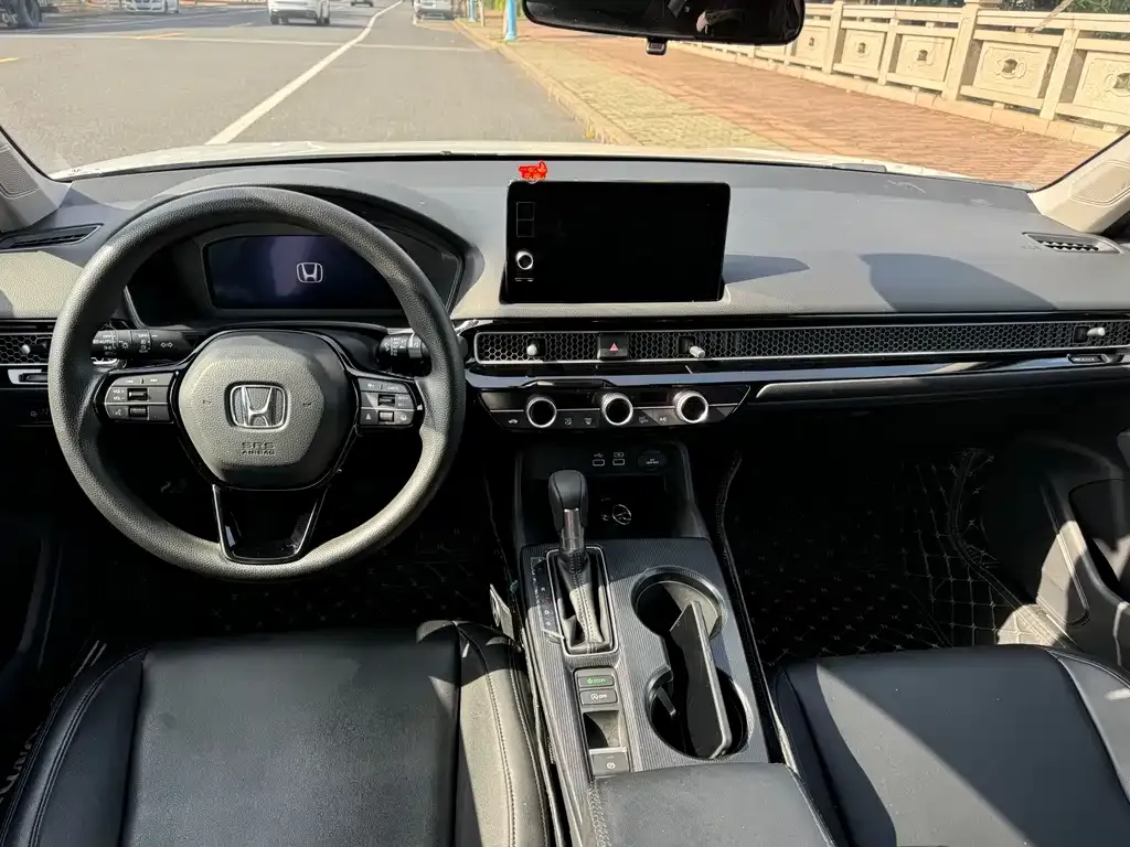 Honda Civic — фото 8