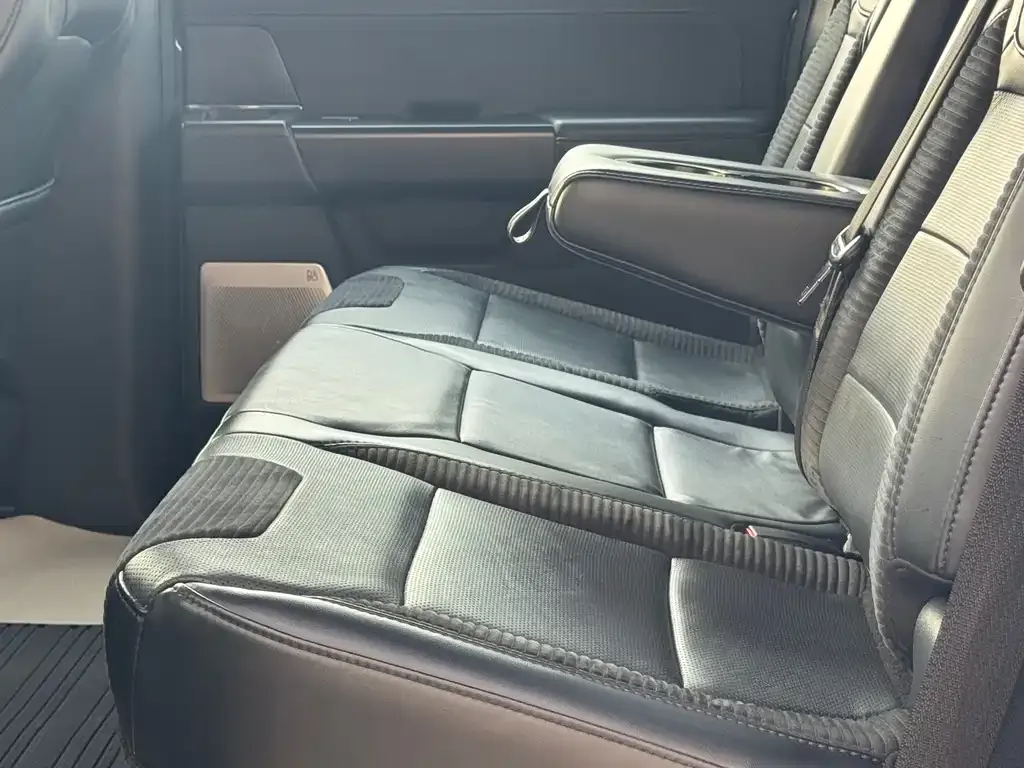 Ford F-150 Raptor — фото 10