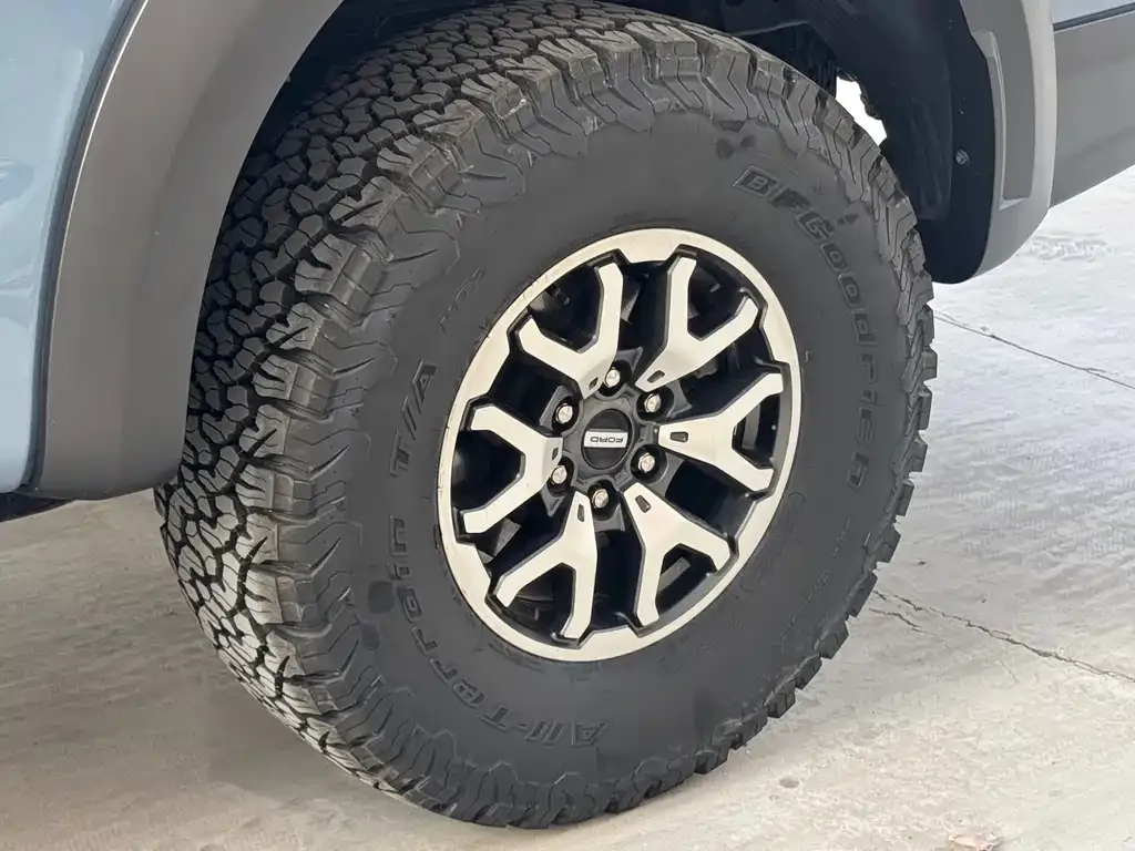 Ford F-150 Raptor — фото 5