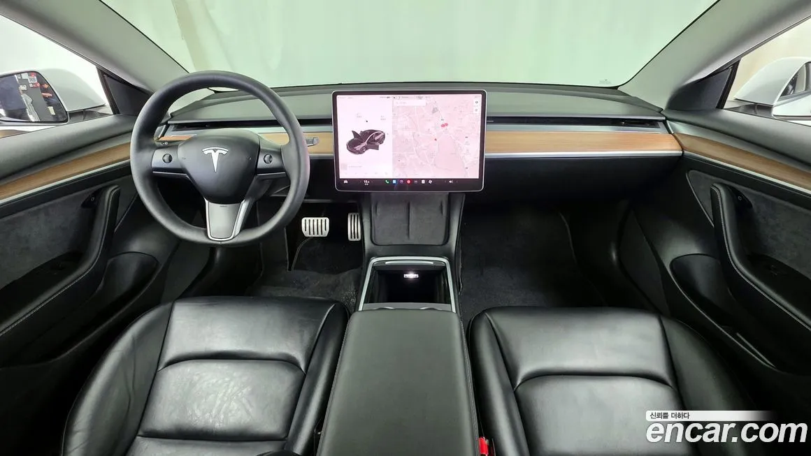 Tesla Model 3 — фото 7