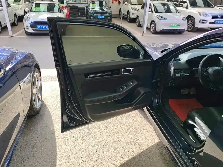 Honda Civic — фото 7
