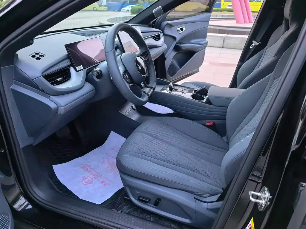 BYD Seal 06GT — фото 8