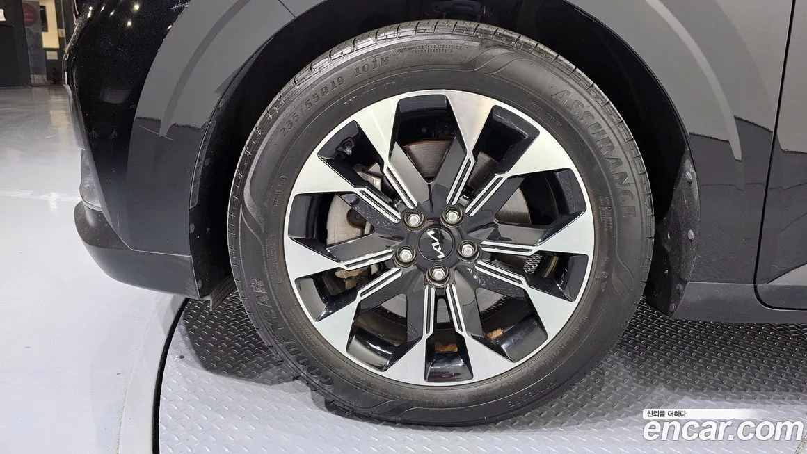 Kia Carnival 2023 из KR, фото 8