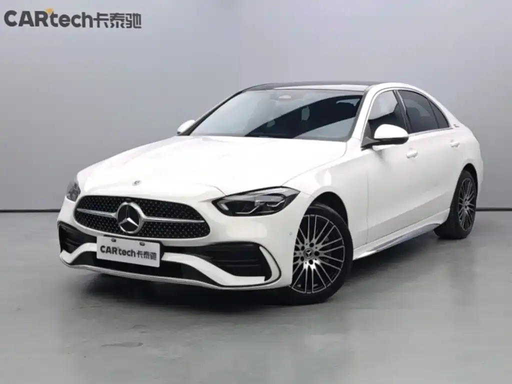Mercedes-Benz C-Class — фото 1