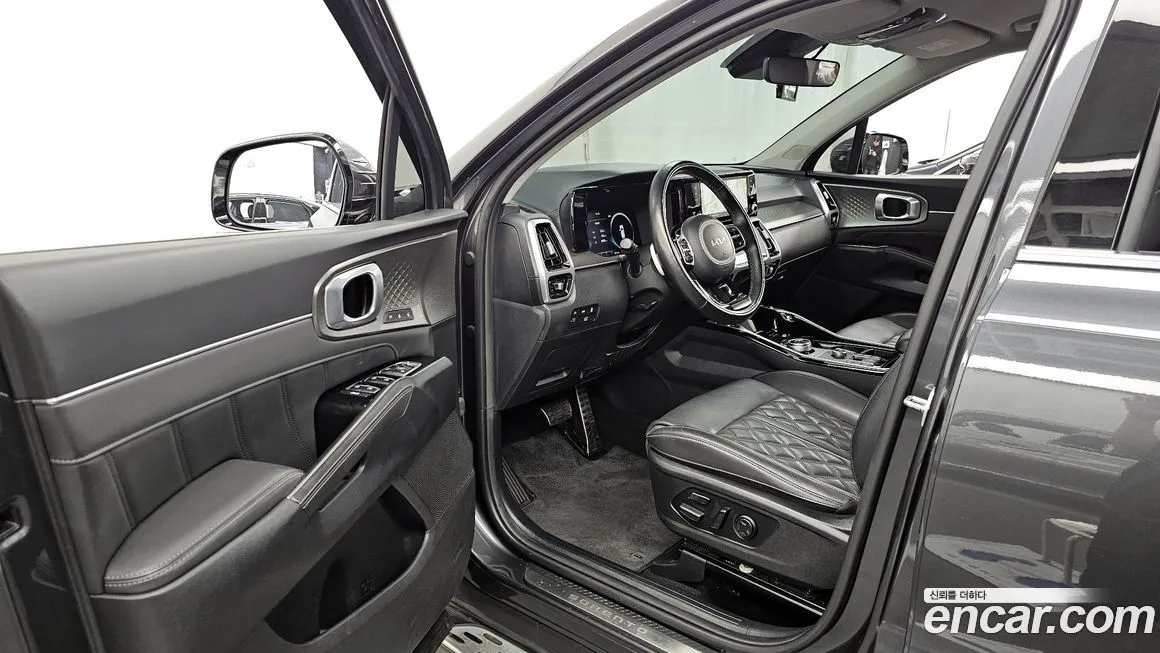 Kia Sorento — фото 8