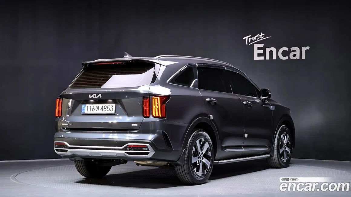 Kia Sorento — фото 7