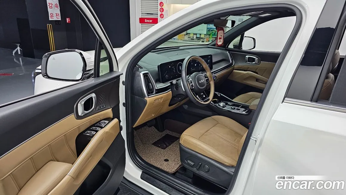 Kia Sorento — фото 9