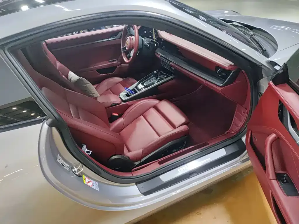 Porsche 911 2021 из CN, фото 4