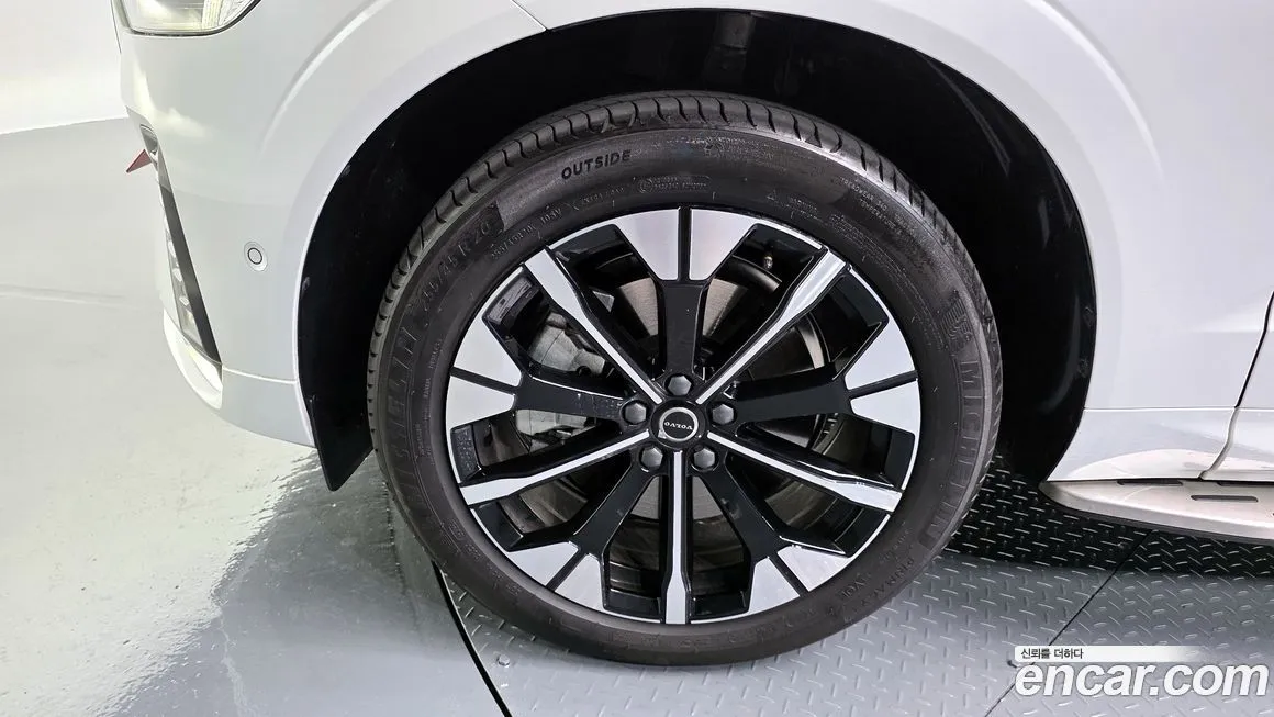Volvo XC60 2026 из KR, фото 7