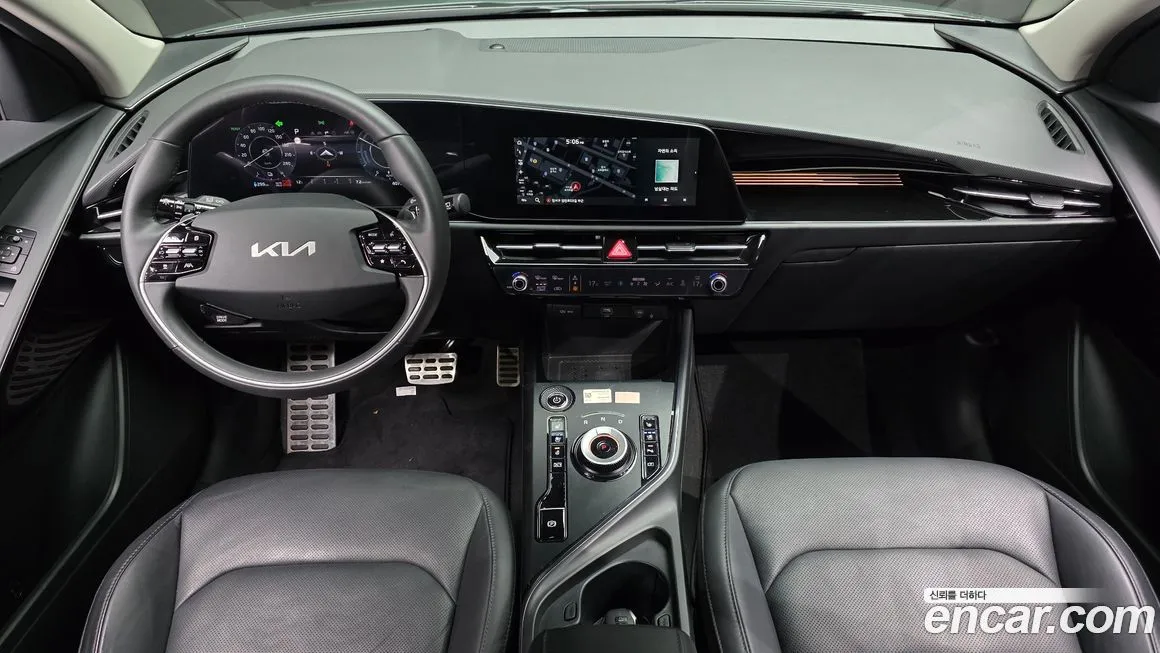 Kia Niro — фото 10