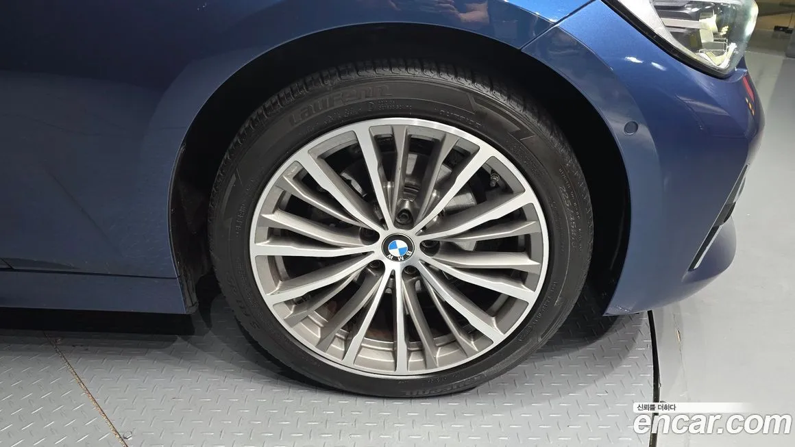 BMW 3-Series 2021 из KR, фото 9