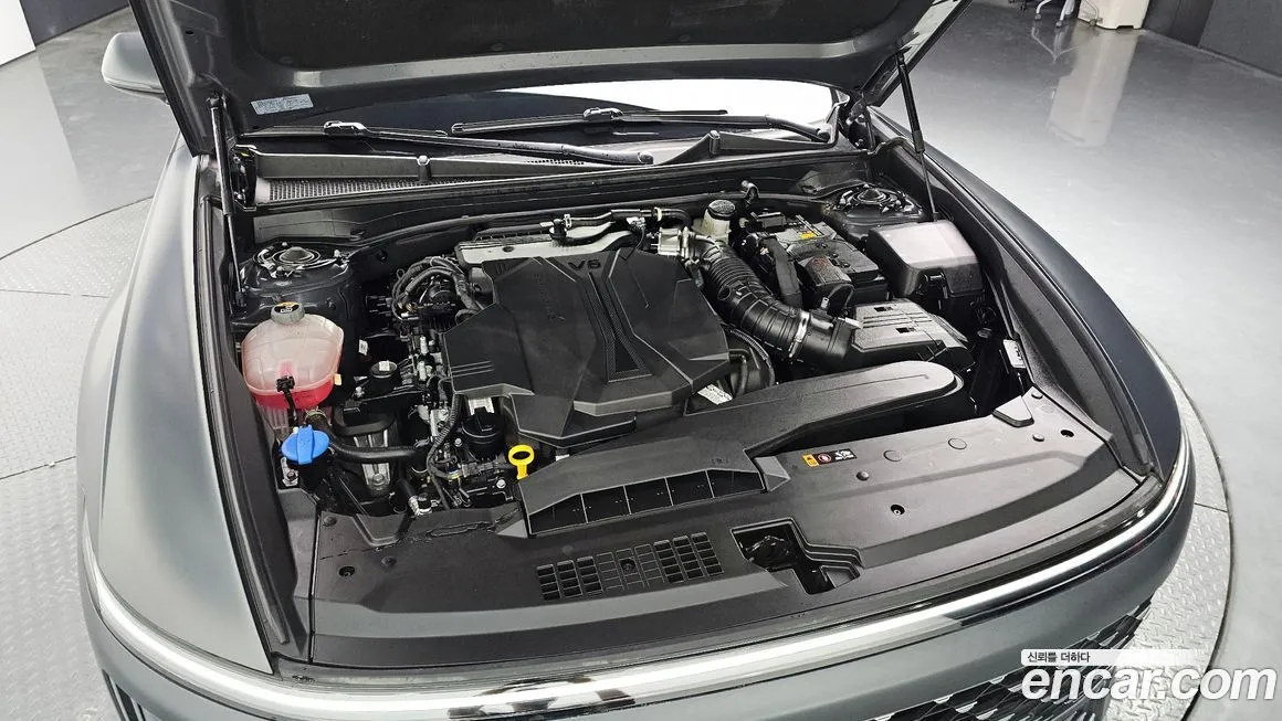 Hyundai Grandeur 2023 из KR, фото 8