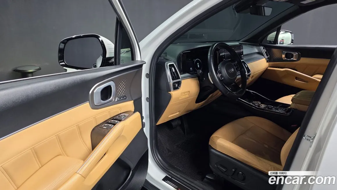 Kia Sorento — фото 7