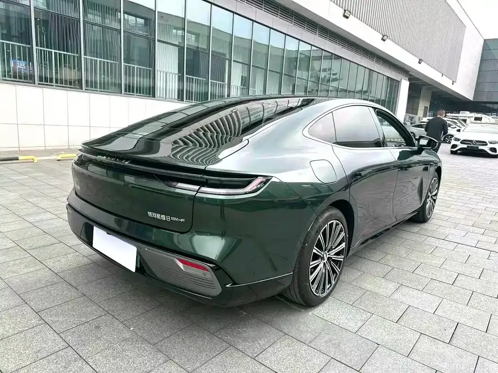 Geely Galaxy Xingyao 8 2025 из CN, фото 6