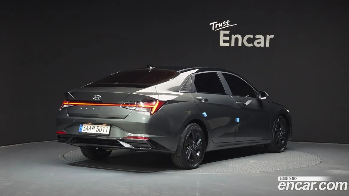 Hyundai AVANTE — фото 4
