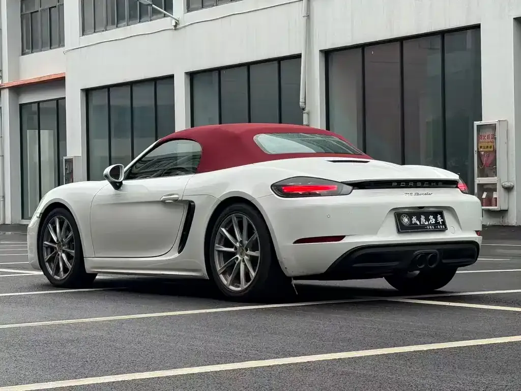 Porsche 718 — фото 10
