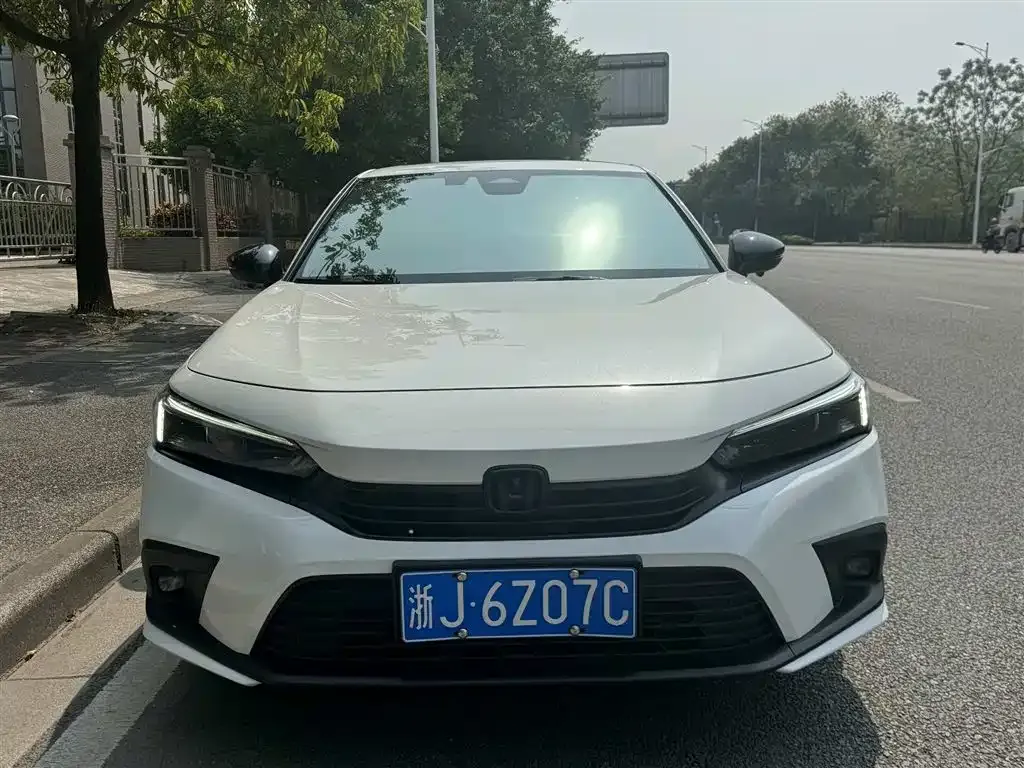 Honda Civic — фото 5